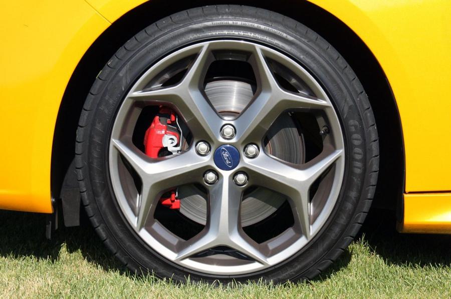  Ford Focus ST 2013 года  (фото 87 из 92)